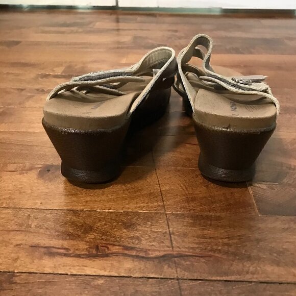 Romika 3 strap wedge sandal w/molded foot bed, 38 - Picture 2 of 12